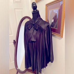 Limited Plus Black Bow tie/Pleated The Limited Plus Blouse SZ